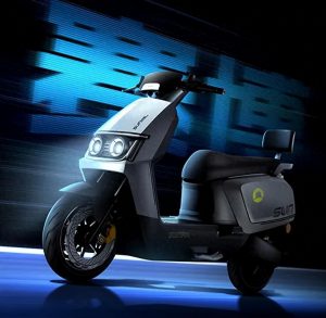 新日賽博電動(dòng)摩托車